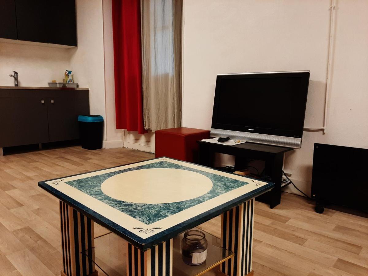 Studio 35M2 Terrasse Et Jardin Quartier Calme Au Centre Ville De Lourdes Exterior foto